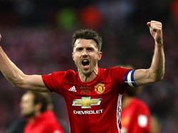 MU Perpanjang Kontrak Carrick