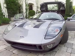 Intip Salah Satu Koleksi Mobil John Cena