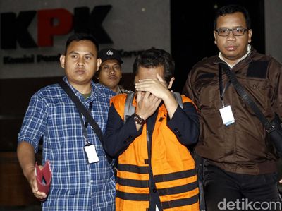 KPK Tahan Auditor BPK Terkait Suap WTP di Kemendes
