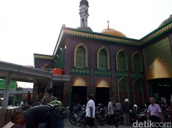 Masjid Raya Pekanbaru Hadirkan Imam Hafiz Alquran dari Madinah
