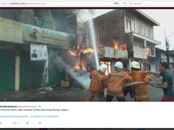 Kebakaran di Kemayoran Hanguskan 15 Petak Rumah