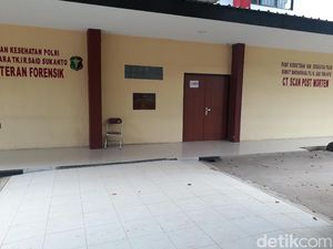 Ada 2 Jenazah Bomber Kampung Melayu, Begini Situasi di RS Polri