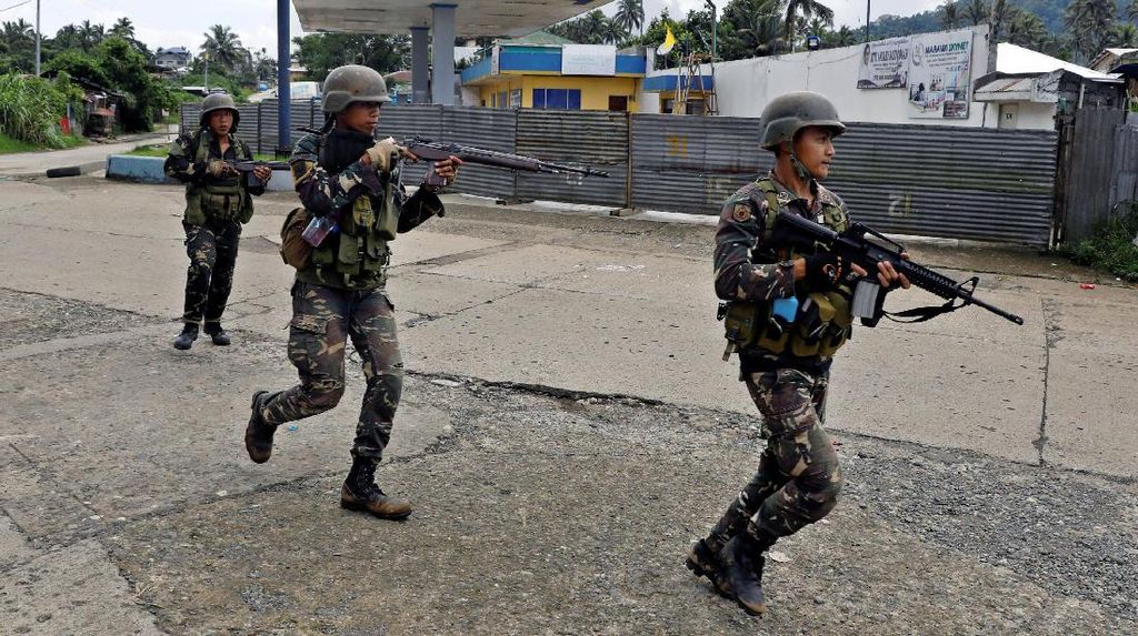 Militer Filipina Buru Militan ISIS di Marawi