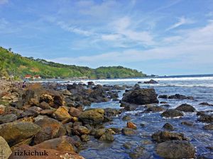 Yang Cantik Dari Kebumen, Pantai Meganti