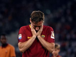 Banjir Air Mata di Perpisahan Totti