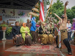 Menyambut Ramadan, Melihat Rumania Bernuansa Jawa