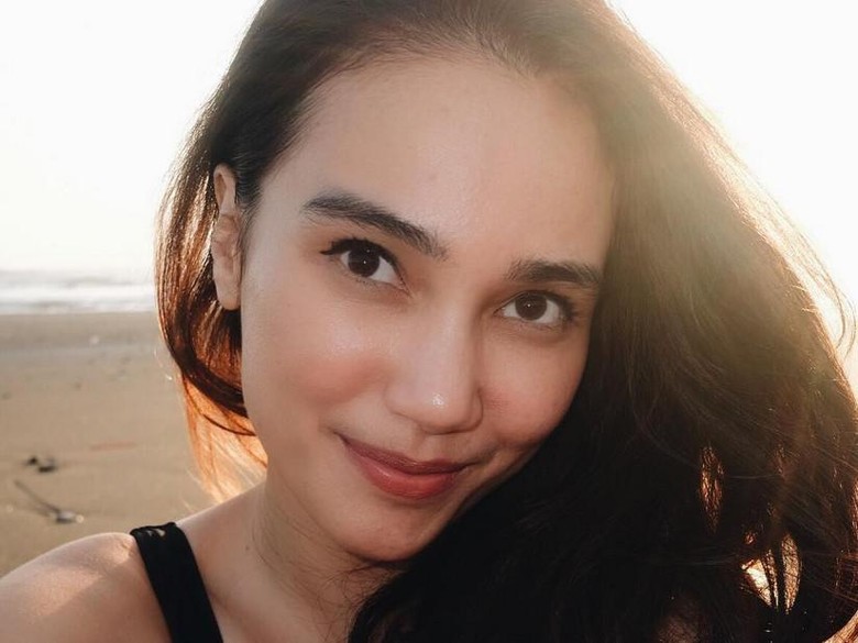 Feby Febiola Kini Makara Hot Grandma Feby Febiola Kini Makara Hot Grandma