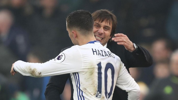Hazard Punya Hubungan Baik dengan Conte, tapi Tak Sampai Jadi Teman