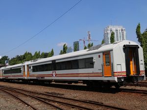 Keren, Begini Penampakan Kereta Lebaran Made in Madiun