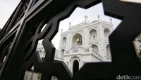 Mirip Taj Mahal, Ini Masjid Ramlie Musofa di Sunter