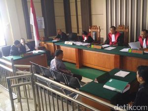 Suap Bupati Klaten Demi Jabatan, Suramlan Divonis 20 Bulan Suap Bupati Klaten Demi Jabatan, Suramlan Divonis 20 Bulan