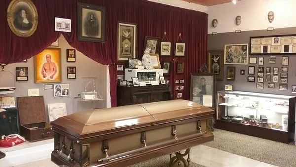 Foto: Tempat Memaknai Kematian