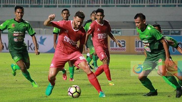 Menakar Peran Paulle, Pluim, dan Klok dalam Skuat PSM