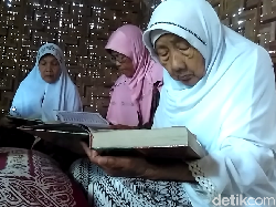 Puluhan Lansia di Blitar Diajak Pondok Ramadan