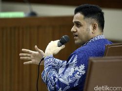 Kebebasannya Disorot, Nazaruddin ke Pembimbing: Istigfar Saja