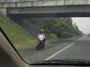 Polisi Tidak Tilang Biker Wanita yang Nyelonong ke Tol Purbaleunyi