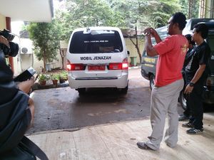 Keluarga Teroris Kampung Melayu Minta Maaf ke Korban dan Warga