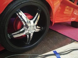 Modifikasi Mobil Ceper Pakai Suspensi Udara, Apa Keuntungannya?