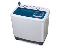 Mencuci Bersih dengan Mesin Cuci Dua Tabung Sanken