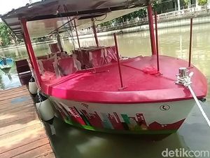 Bus Air Sawunggaling Surya Transport Layani Wisata Sungai ke Utara