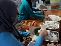 Menyicip Kicak dan Wedang Sirsak Khas Pasar Ramadan Kauman Yogya