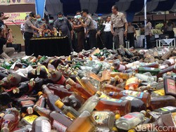 Dalam 2 Minggu, Polisi Bekuk 76 Pelaku Prostitusi di Medan