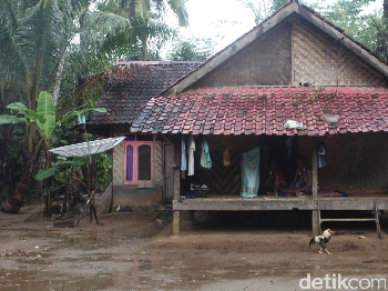 Menyapa Kampung di Ujung Barat Pulau Jawa