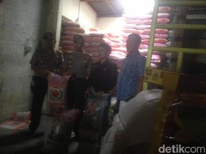 Puluhan Ton Beras Berpemutih Ditemukan Satgas Pangan Polres Blitar