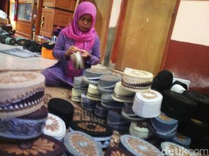 Perajin Peci Bantul Bidik Pasar Asia Tenggara