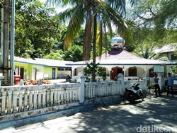 Uniknya Sabang: Ada Pantai Ada Masjid