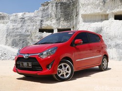 Ngegas Pakai Agya dari Surabaya ke Madura