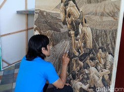 Melukis dengan Rokok dan Obat Nyamuk Butuh Kesabaran Tingkat Tinggi