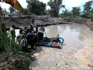 Galian C Ilegal di Jombang Ditutup Paksa Petugas Gabungan