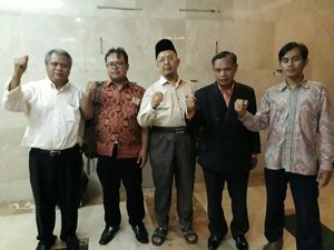LP Porong: Alfian Tanjung Bebas Bersyarat LP Porong: Alfian Tanjung Bebas Bersyarat