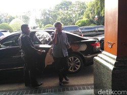 Temui Wiranto, Sekjen Golkar: Pertemuan Senior-Junior