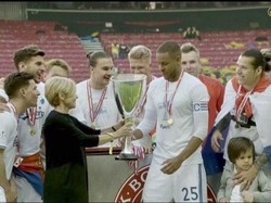 Cara FC Copenhagen Membagi Kebahagiaan dengan Suporter di Atas Kursi Roda