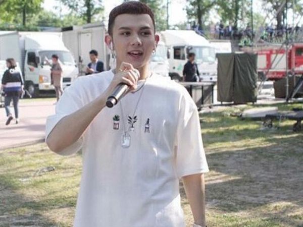 Yuk, Intip Foto-foto Ganteng Idola K-Pop Muslim ini