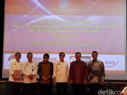 BPK Serahkan Hasil Audit WTP ke Kemenkum HAM