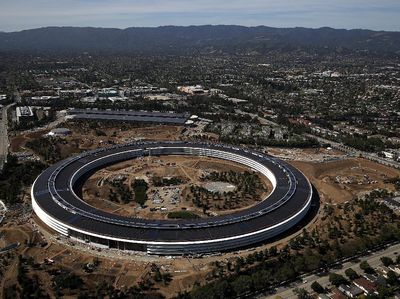 Kantor Pusat Apple Terunik di Dunia?