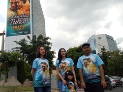 Film Surat Kecil untuk Tuhan Siarkan Spirit Keluarga Lewat LED