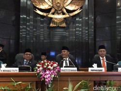 Lulung Tak Tampak di Paripurna DPRD Pemberhentian Ahok