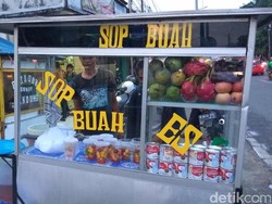 Jual Sop Buah Dadakan Bisa Raup Omzet Rp 2 Juta/Hari