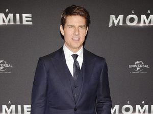 Tom Cruise Isolasi Diri di Markas Scientology Inggris Selama Pandemi Corona Tom Cruise Isolasi Diri di Markas Scientology Inggris Selama Pandemi Corona