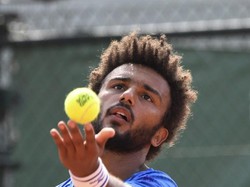 Cium Jurnalis Perempuan, Petenis Ini Dihukum