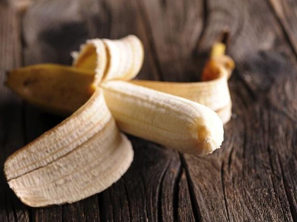 4 Manfaat Minum Air Rebusan Kulit Pisang 4 Manfaat Minum Air Rebusan Kulit Pisang