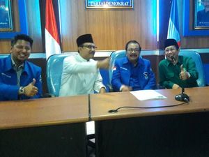 Gus Ipul Diantar Halim Iskandar Minta Restu Ketua Demokrat Jatim
