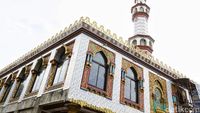 Ukiran Tangan di Masjid Tarbiyatul Falah