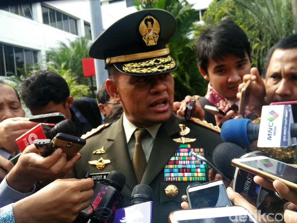 Panglima TNI: Ada Miskomunikasi atau Tidak, Hanya Jokowi yang Tahu Panglima TNI: Ada Miskomunikasi atau Tidak, Hanya Jokowi yang Tahu