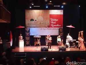 Anggota DPR Hingga Budayawan Berpuisi di Hari Lahir Pancasila