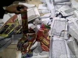 Polisi Semarang Amankan Kembang Api Berbahan Kertas Kitab Suci